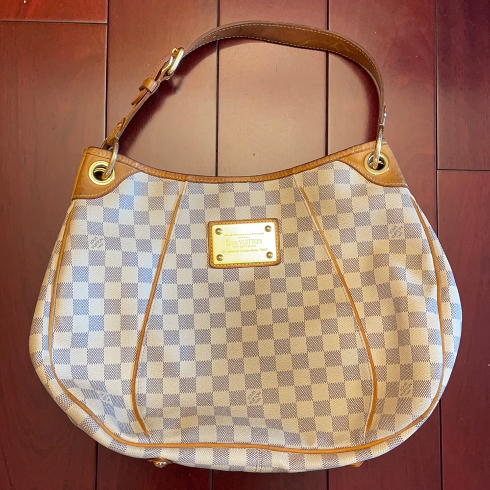 Louis Vuitton Shoulder Bag